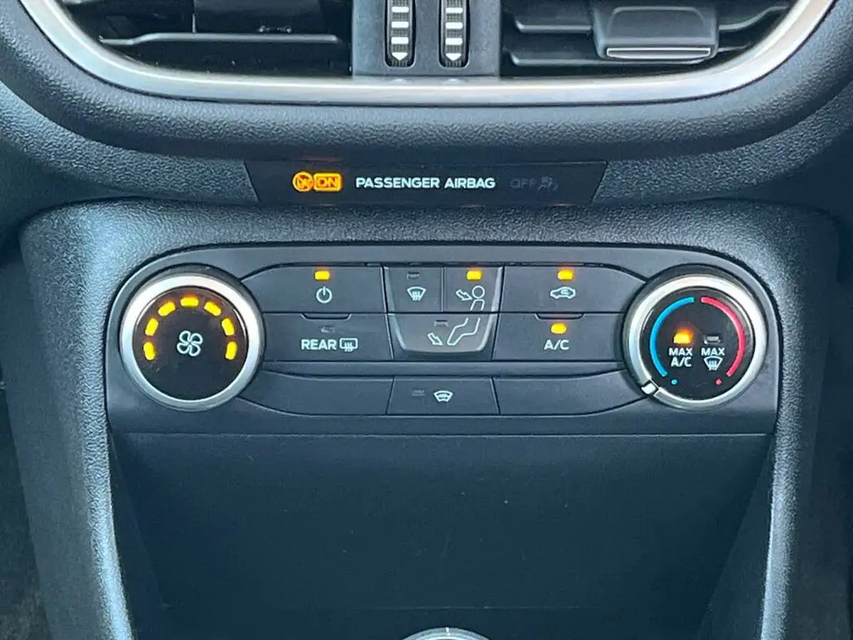 2023-ford-fiesta-10t-active-125ps-hybrid-mhev-big-24