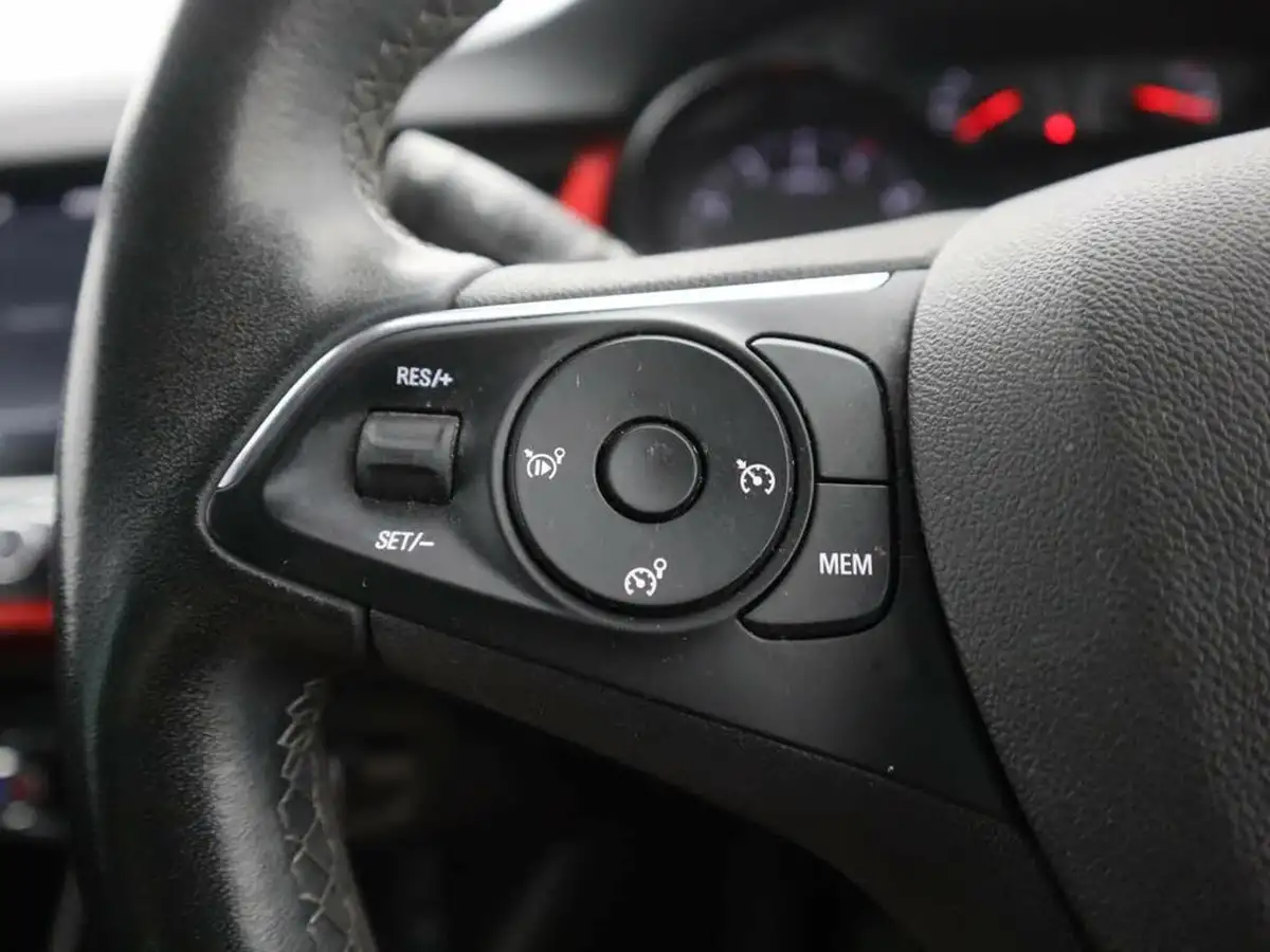 2022-vauxhall-crossland-12-gs-line-130ps-auto-big-29