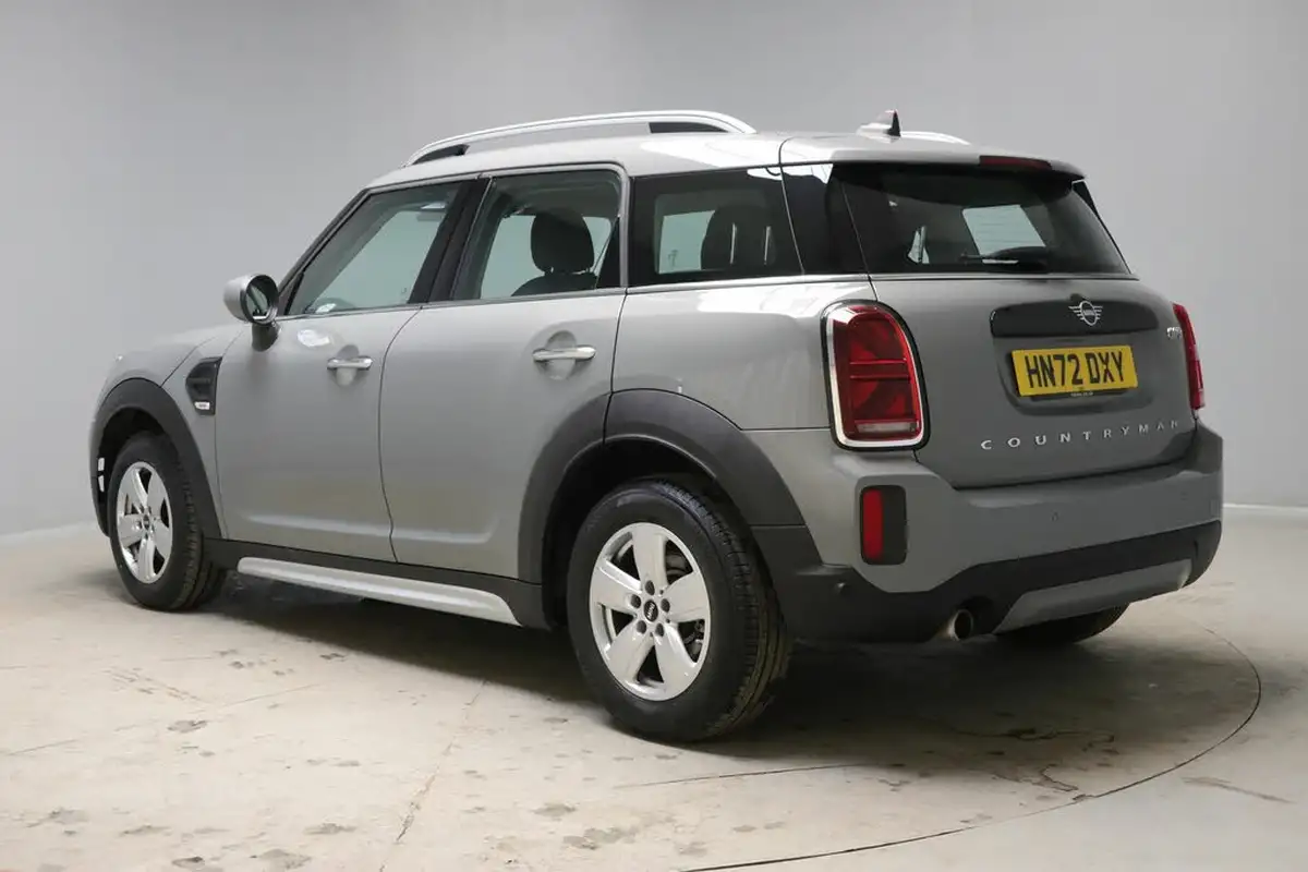 2022-mini-countryman-15-cooper-classic-big-13