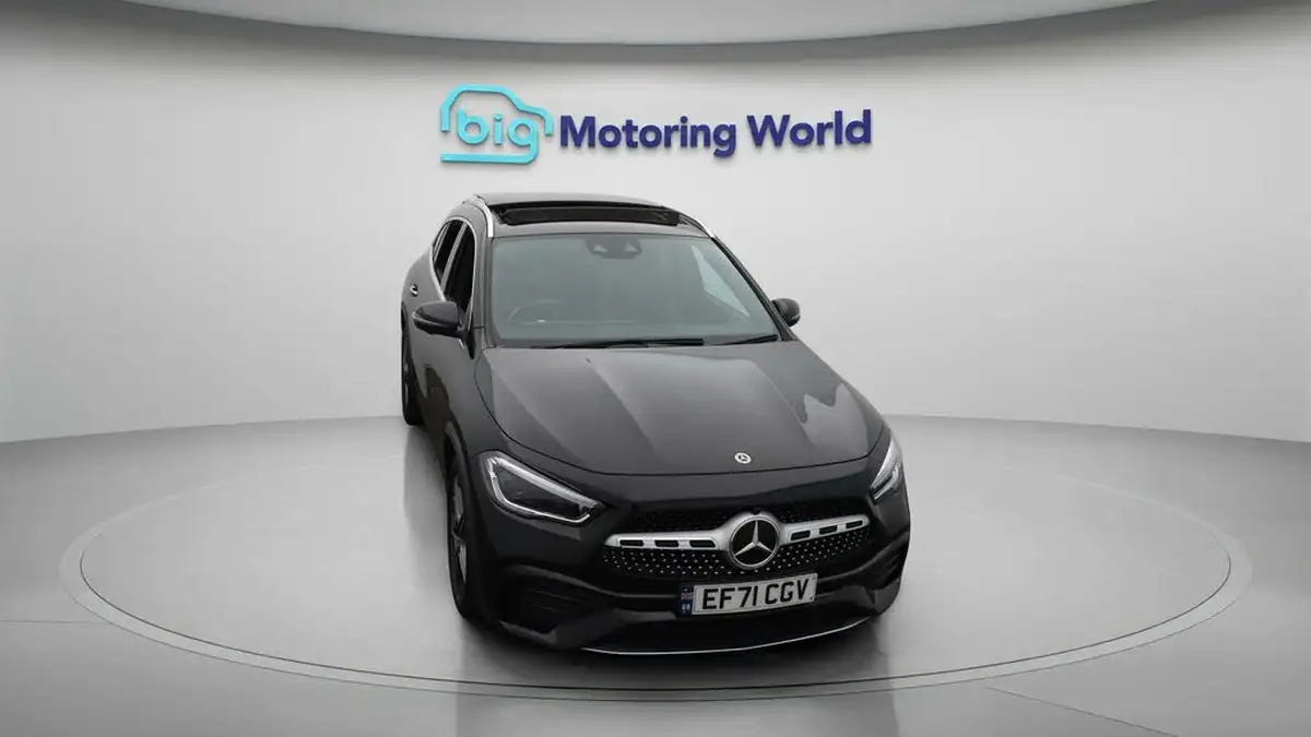 2022-mercedes-benz-gla-class-13-gla-180-amg-line-premium-plus-big-20