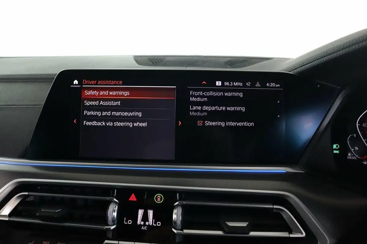 2021-bmw-x6-30td-xdrive30d-m-sport-big-49