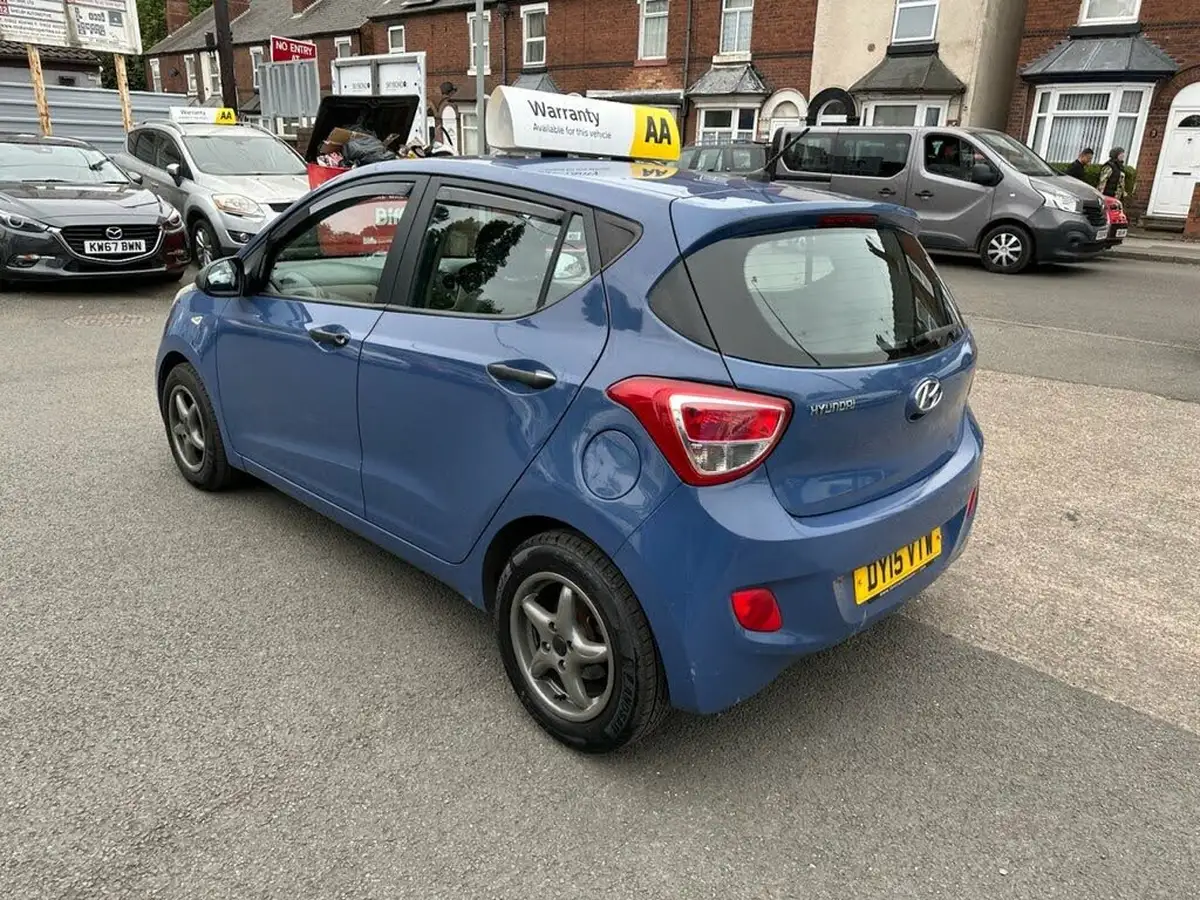 2015-hyundai-i10-10-s-big-3