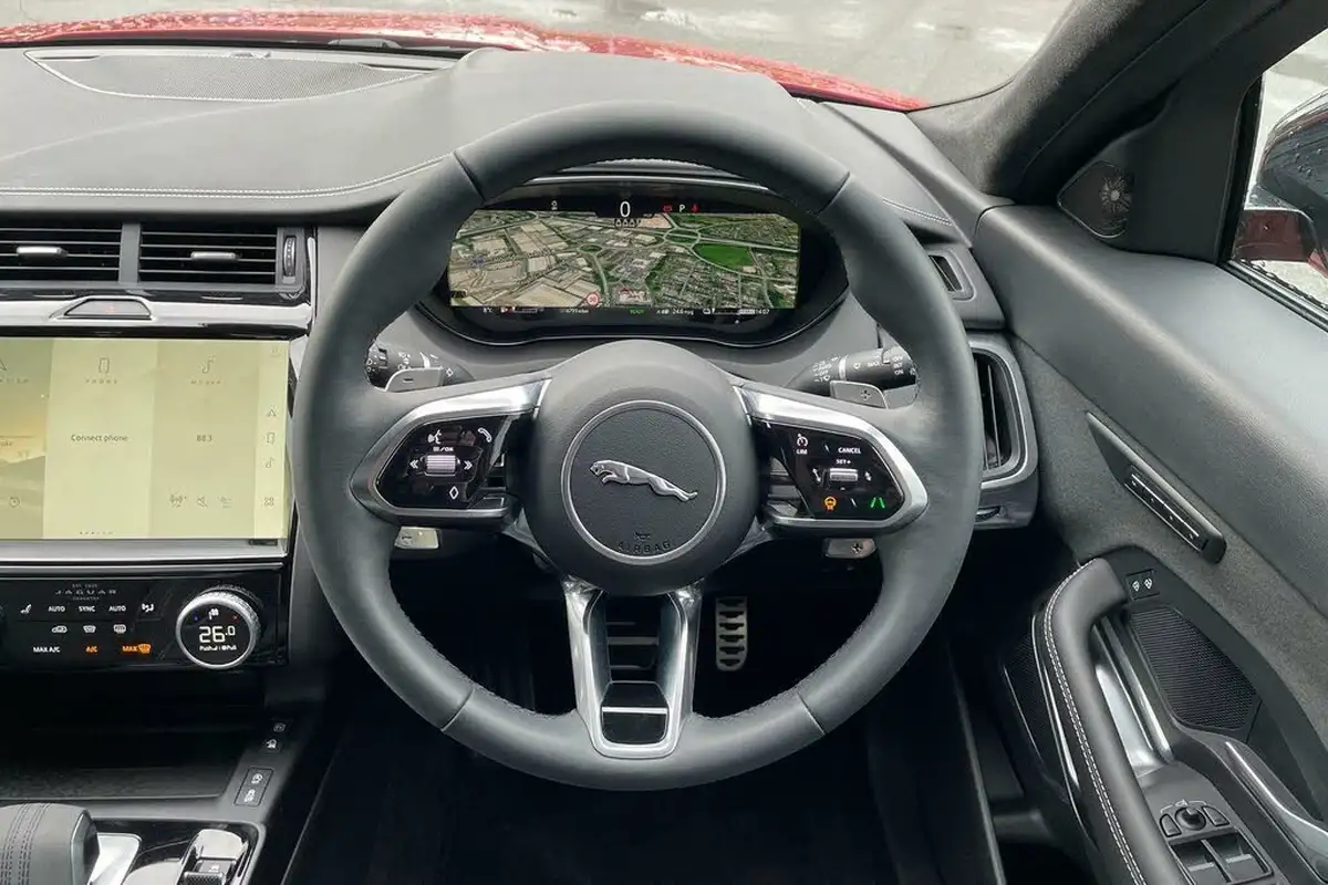 2024-jaguar-e-pace-15-p160-r-dynamic-hse-black-big-11