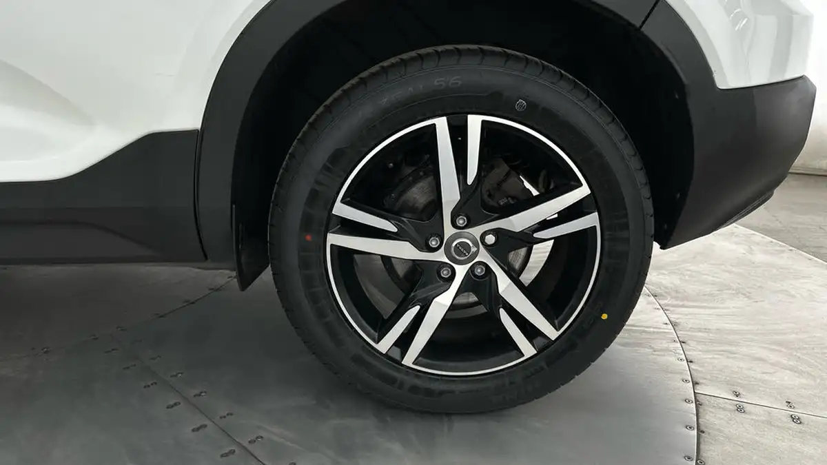 2021-volvo-xc40-15-t3-r-design-161bhp-auto-big-24