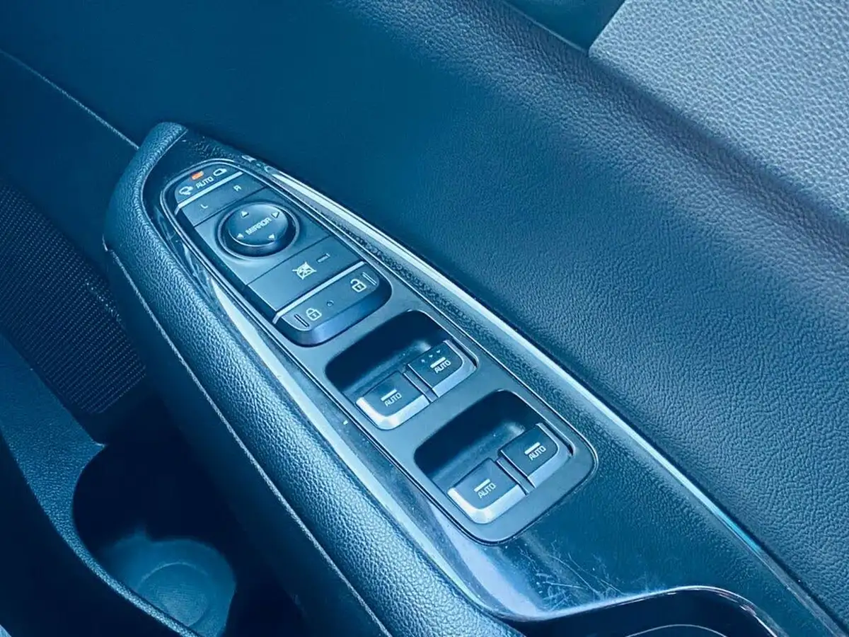 2016-kia-optima-17crdi-3-saloon-4d-big-24