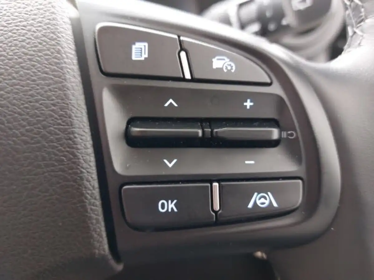 2024-hyundai-i10-10-advance-63ps-auto-big-12