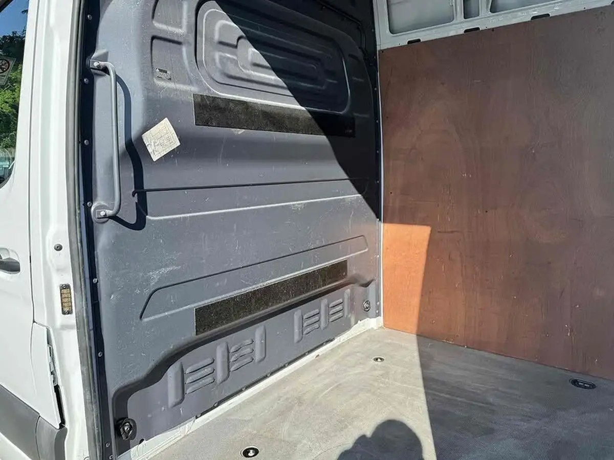 2021-mercedes-benz-sprinter-e-esprinter-l2h2-progressive-dc-80kw-big-14