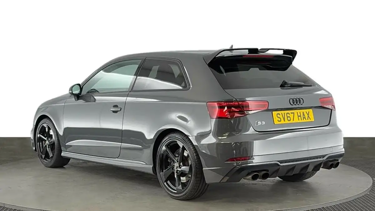 2017-audi-s3-20-tfsi-quattro-black-edition-hatchback-3d-s-tronic-big-5