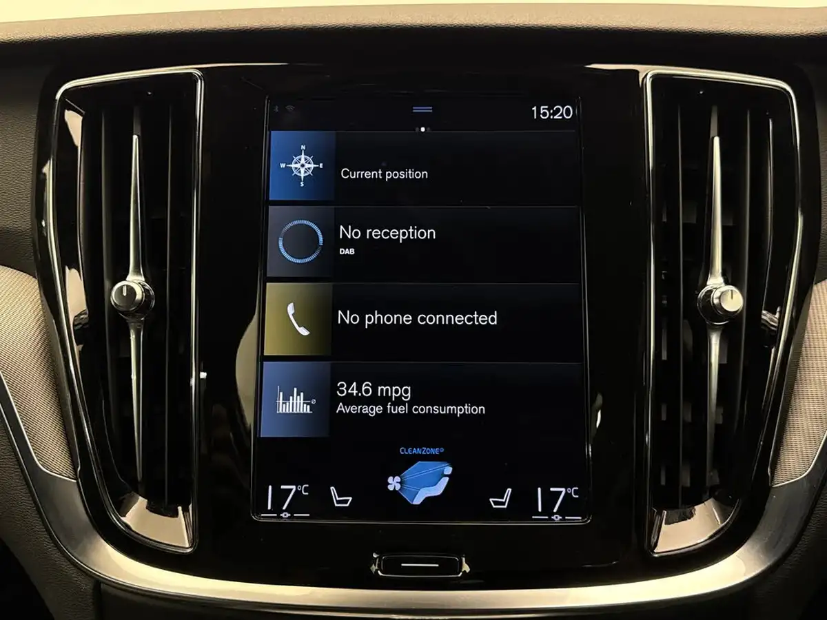 2021-volvo-v60-20-b3-r-design-161bhp-big-21
