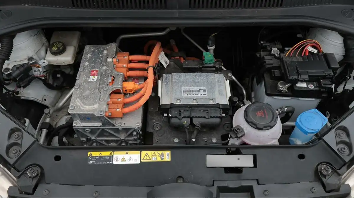 2021-volkswagen-up-e-e-up-big-19