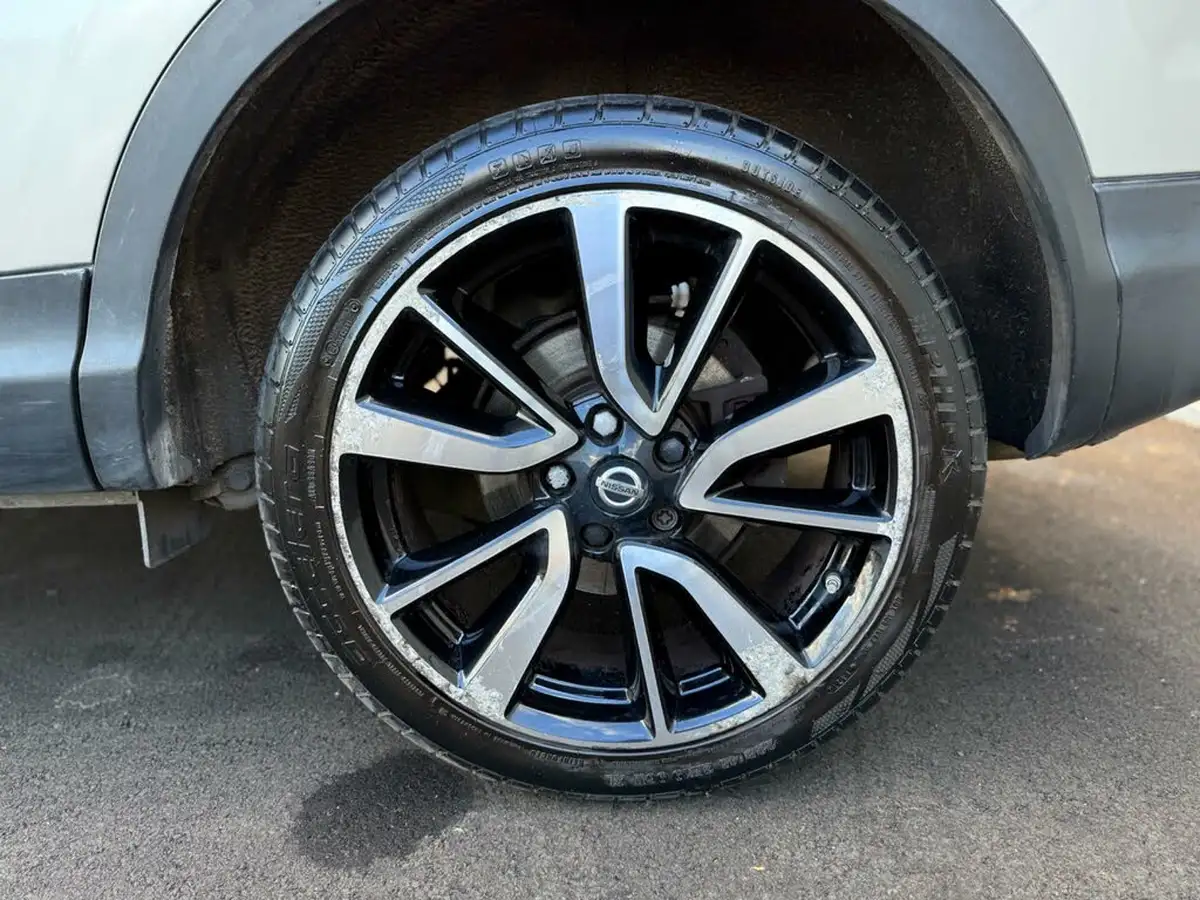 2015-nissan-qashqai-16dci-tekna-xtronic-cvt-big-48