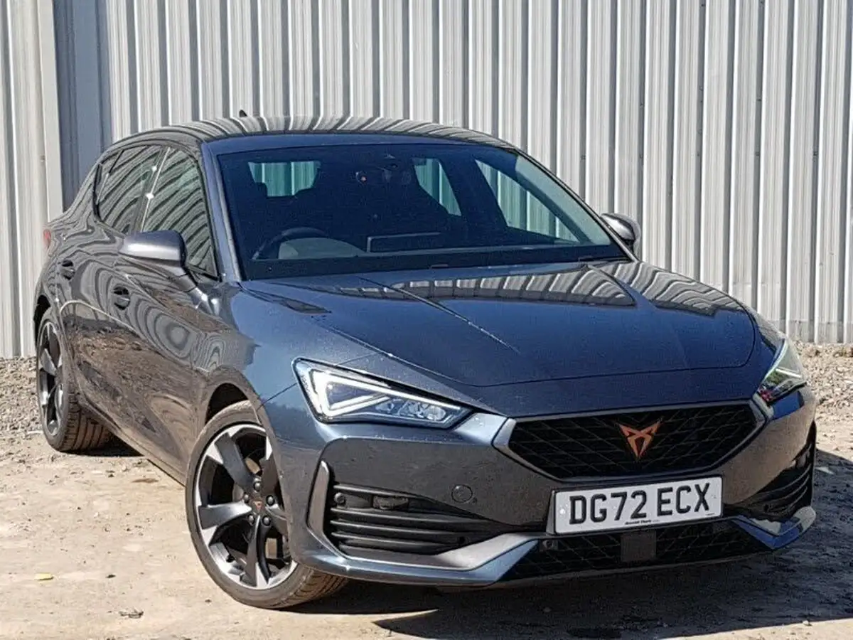 2022-cupra-leon-nf-20-tsi-vz1-big-0