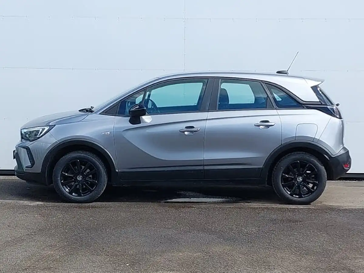 2022-vauxhall-crossland-12i-se-edition-big-3