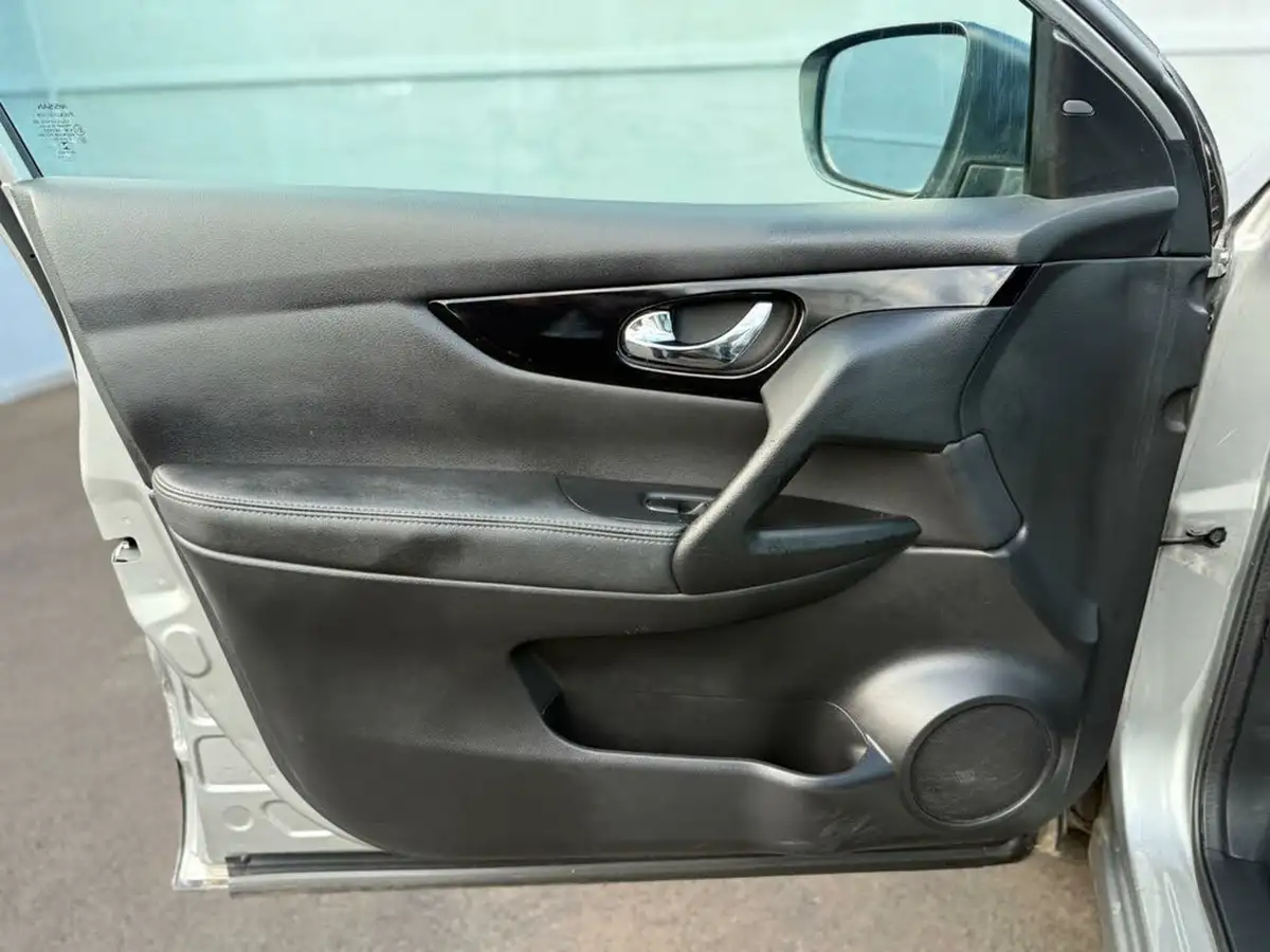 2015-nissan-qashqai-16dci-tekna-xtronic-cvt-big-20