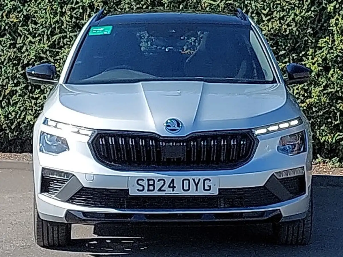 2024-skoda-kamiq-10-tsi-monte-carlo-116ps-dsg-big-18