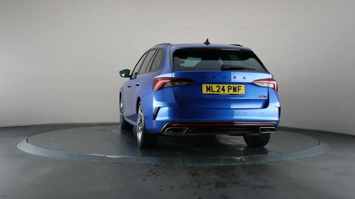2024-skoda-octavia-20-tsi-vrs-245ps-estate-dsg-big-29
