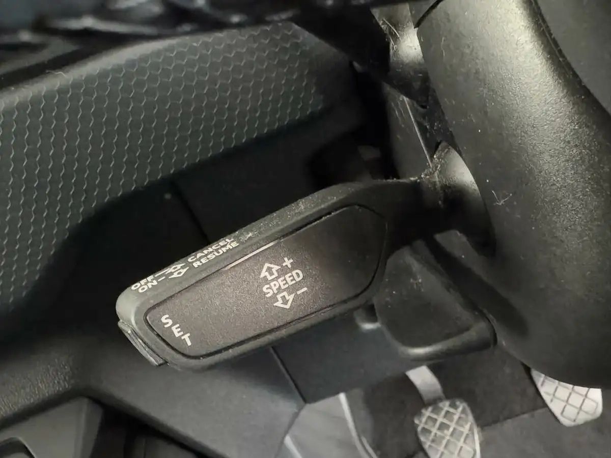 2021-audi-a1-10-25-tfsi-technik-big-32