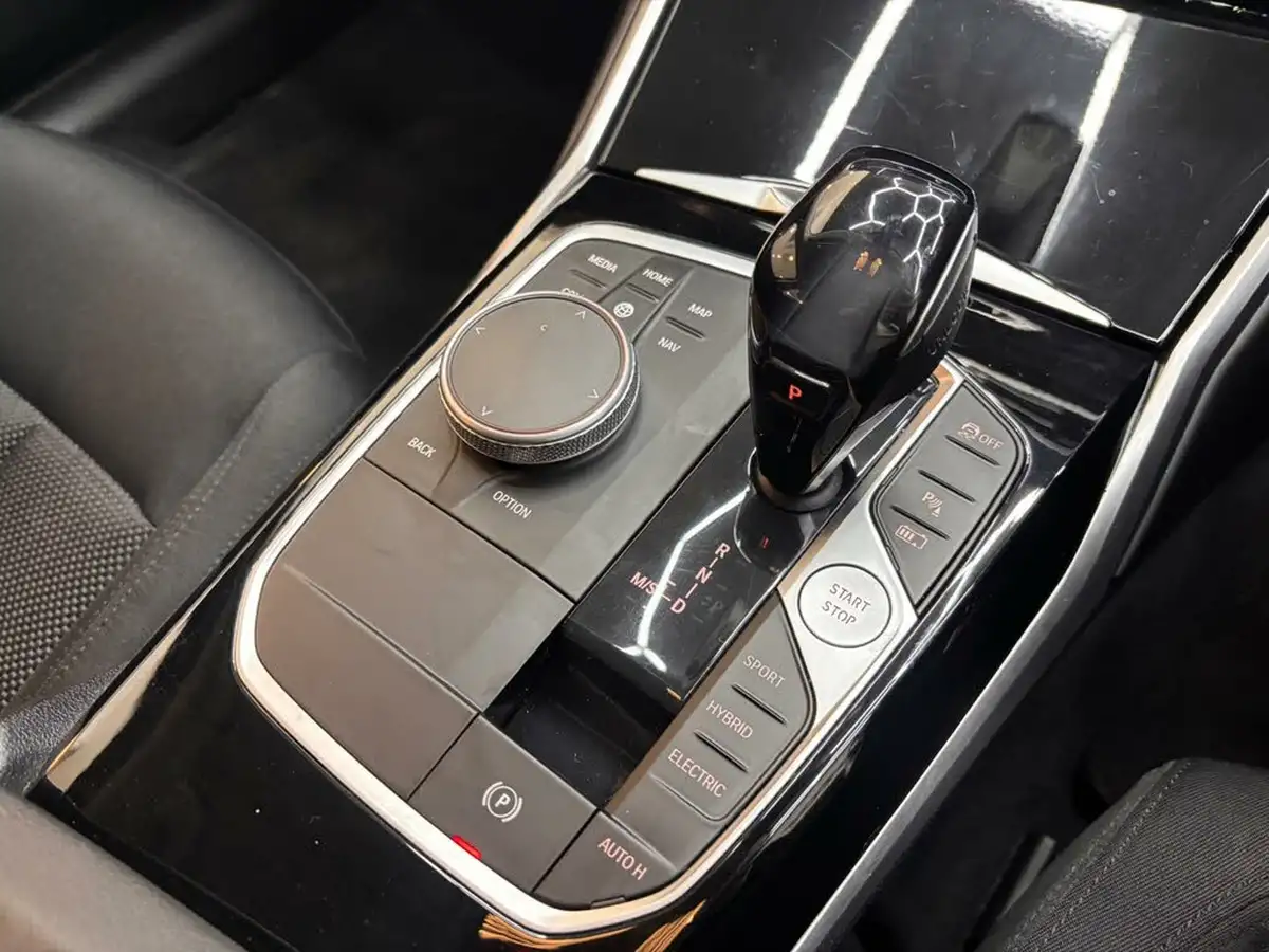 2020-bmw-3-series-20-330e-se-pro-touring-5d-big-15