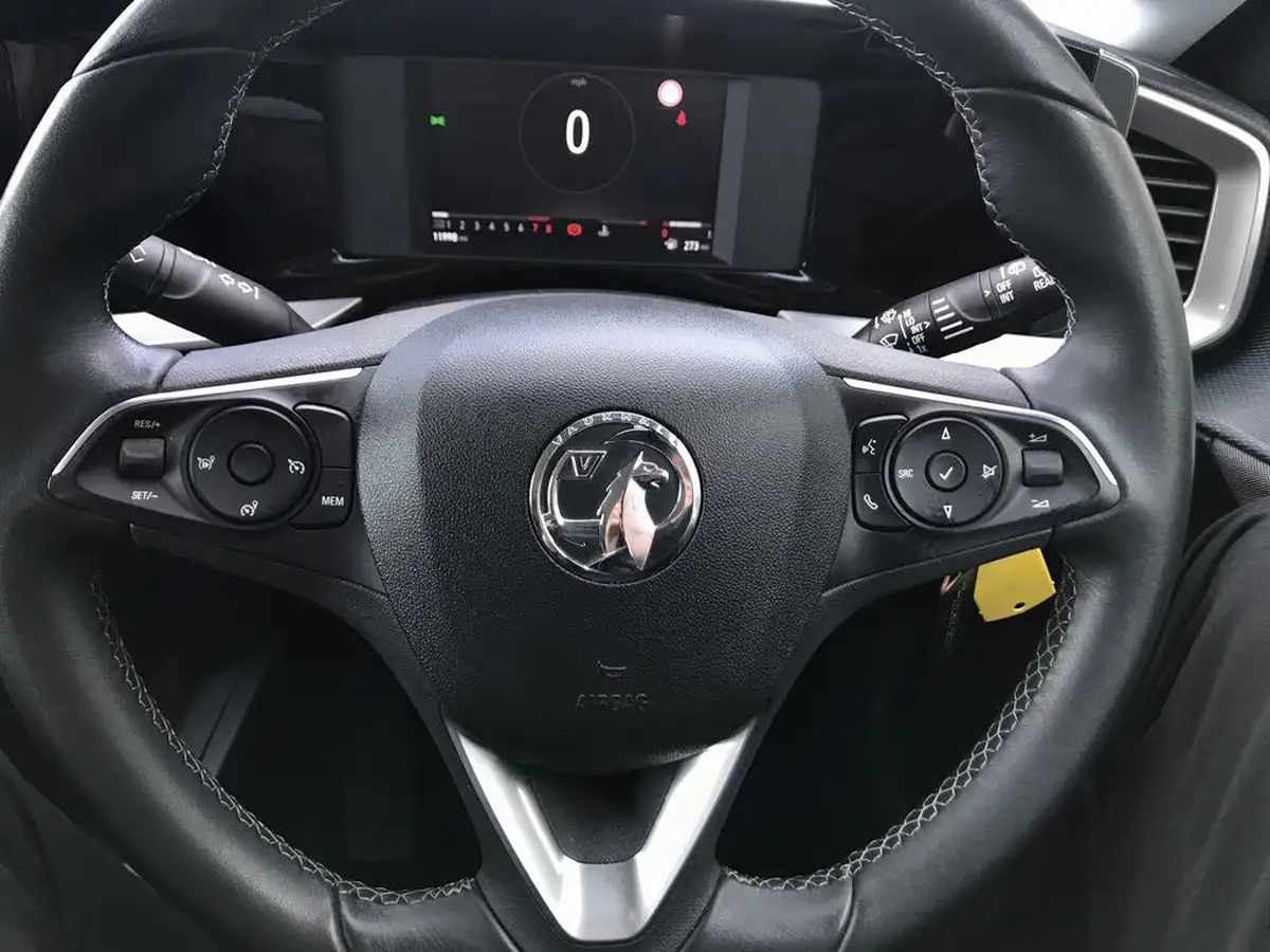 2022-vauxhall-mokka-12-se-edition-big-21