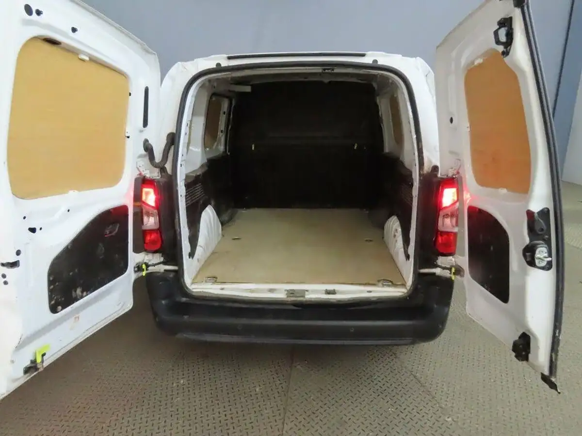 2021-peugeot-partner-15-bluehdi-1000-professional-100ps-eu6dt-panel-big-6