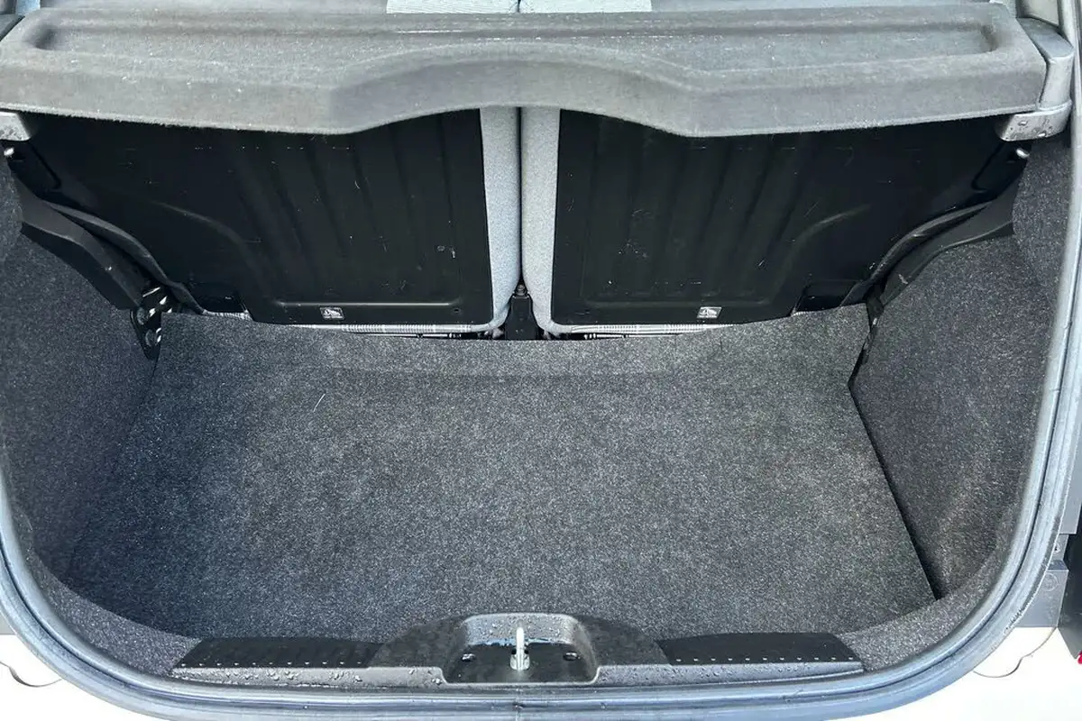 2020-fiat-500-10-lounge-big-19