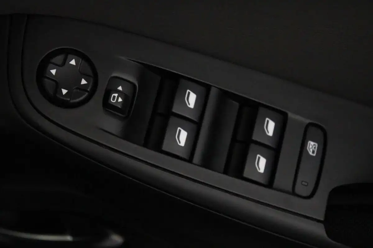 2019-citroen-grand-c4-spacetourer-12-puretech-touch-edition-big-20