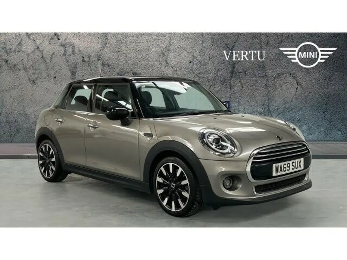 2019-mini-cooper-15-cooper-exclusive-134bhp-hatchback-5d-auto-big-0