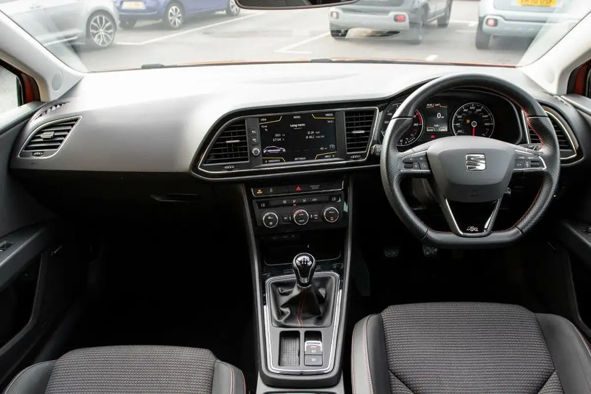 2018-seat-leon-14-tsi-fr-technology-sportcoupe-3d-big-3