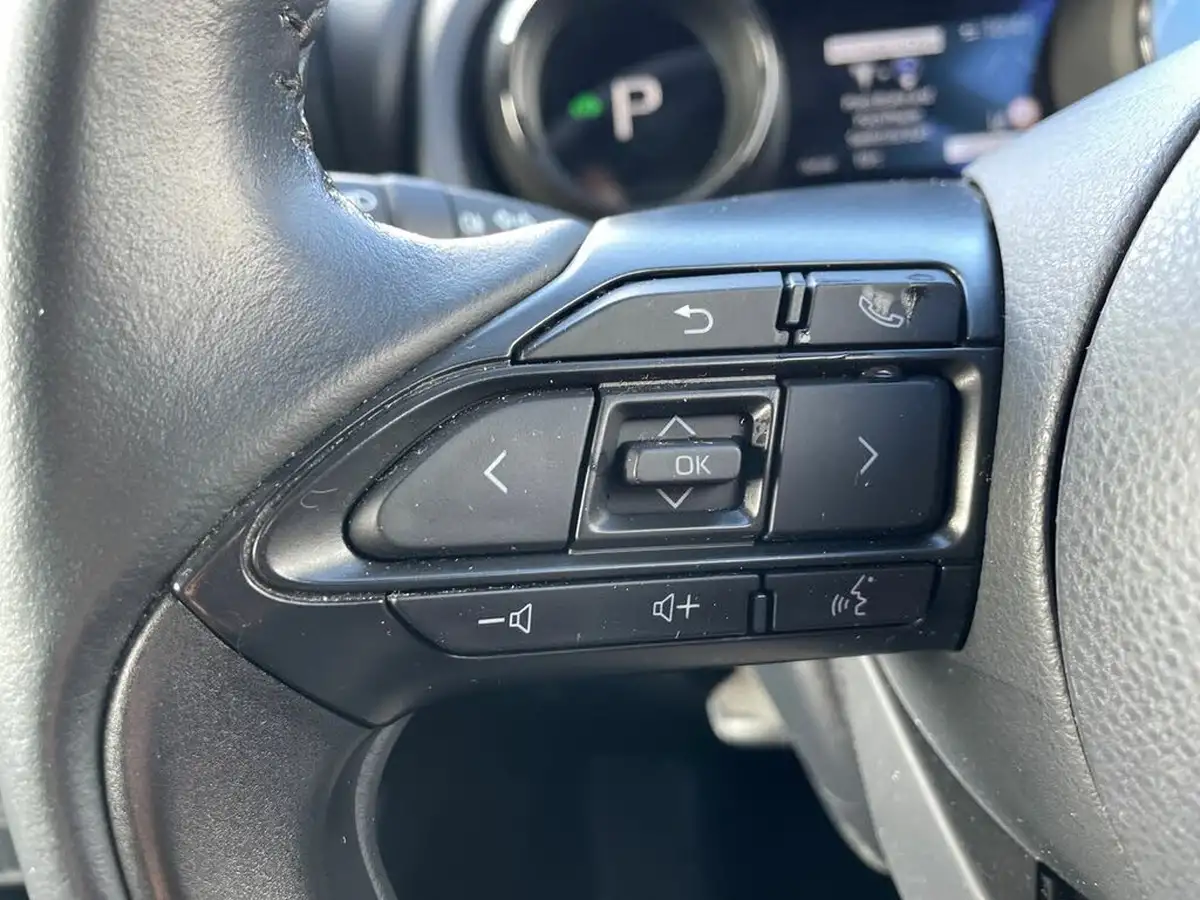 2022-toyota-yaris-15-vvt-i-launch-edition-big-15