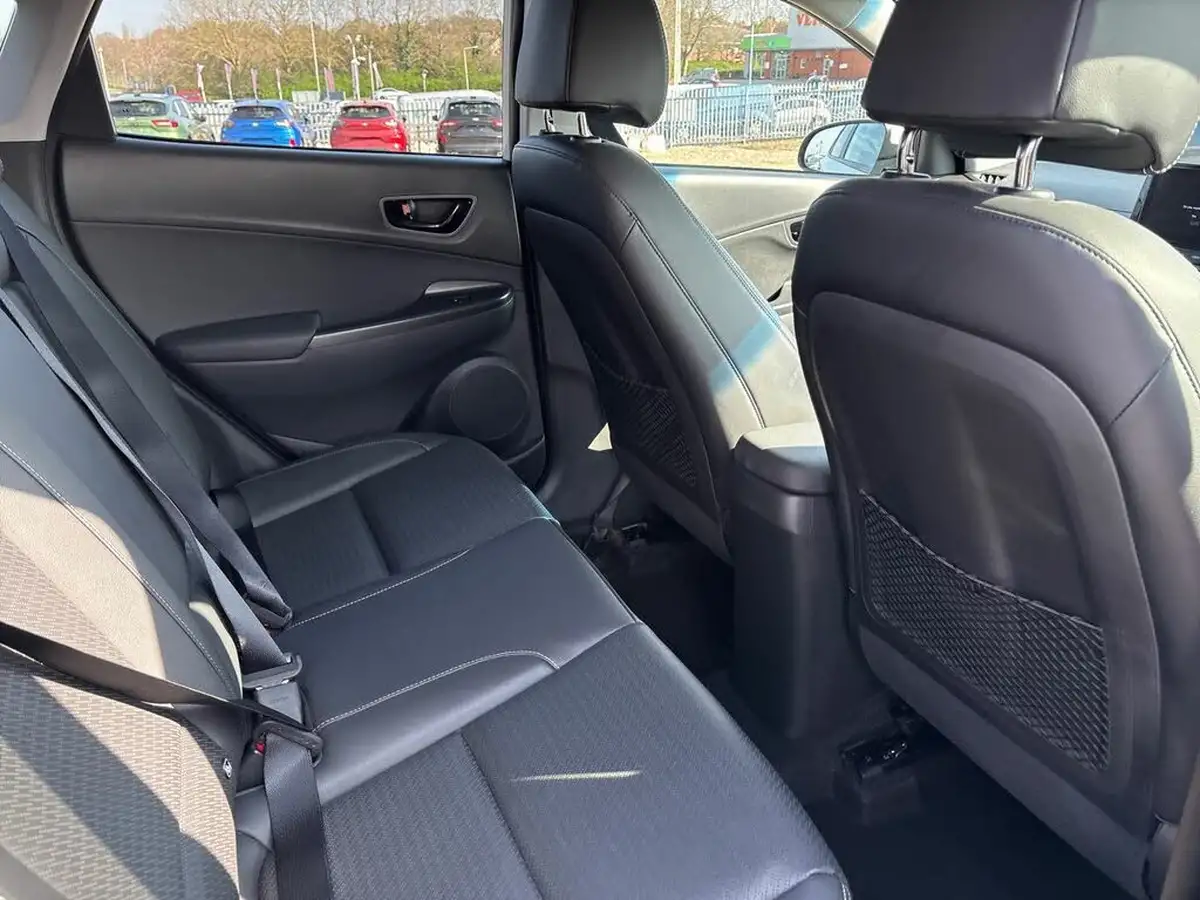 2020-hyundai-kona-16-gdi-premium-se-big-37