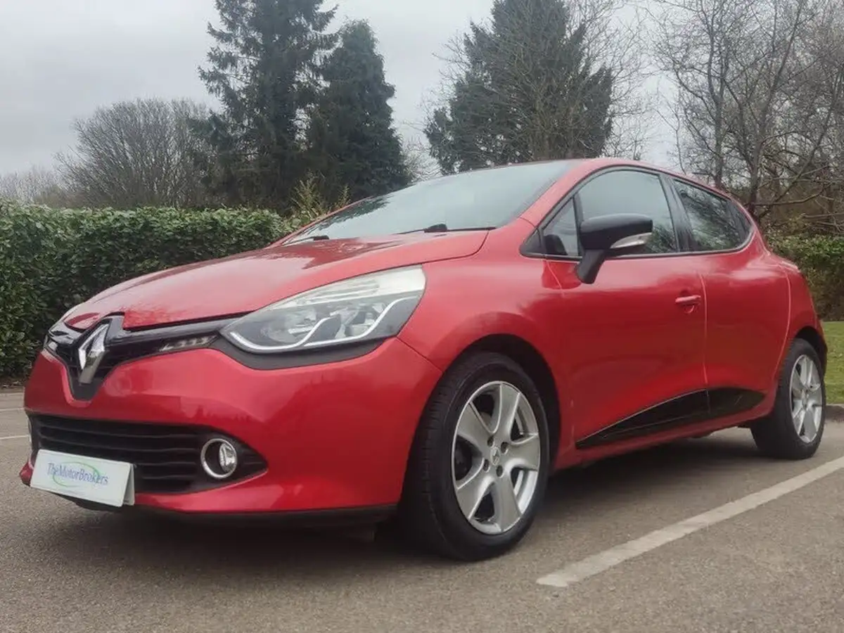 2013-renault-clio-12-dynamique-big-4