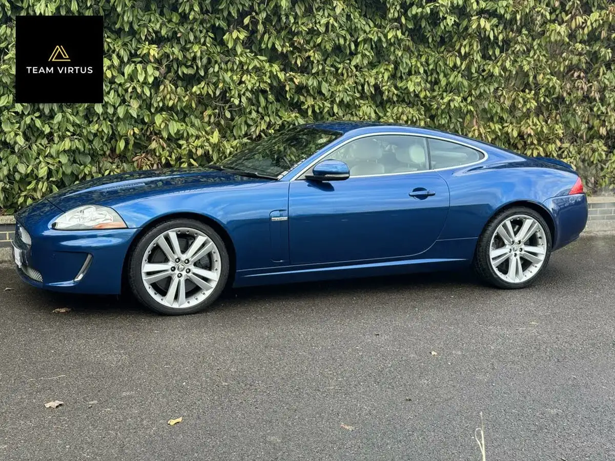 2009-jaguar-xkr-50-coupe-big-8