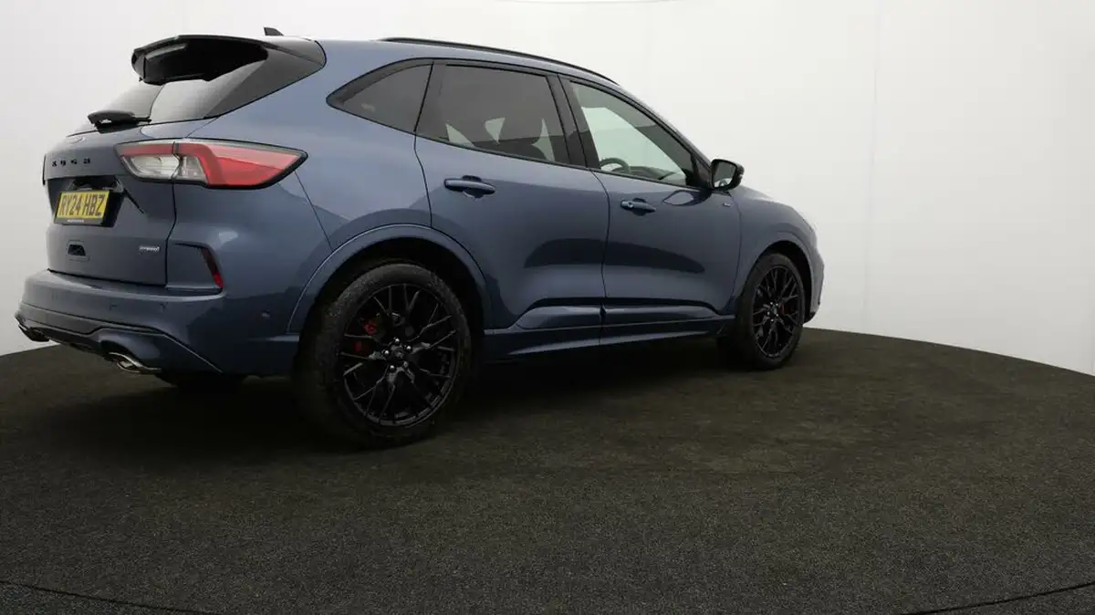 2024-ford-kuga-25t-black-package-edition-190ps-fhev-big-26