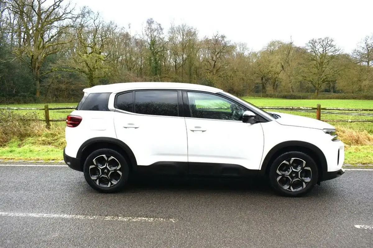 2024-citroen-c5-aircross-15bluehdi-plus-big-5
