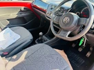 2015-volkswagen-up-10-move-up-60ps-5d-small-11
