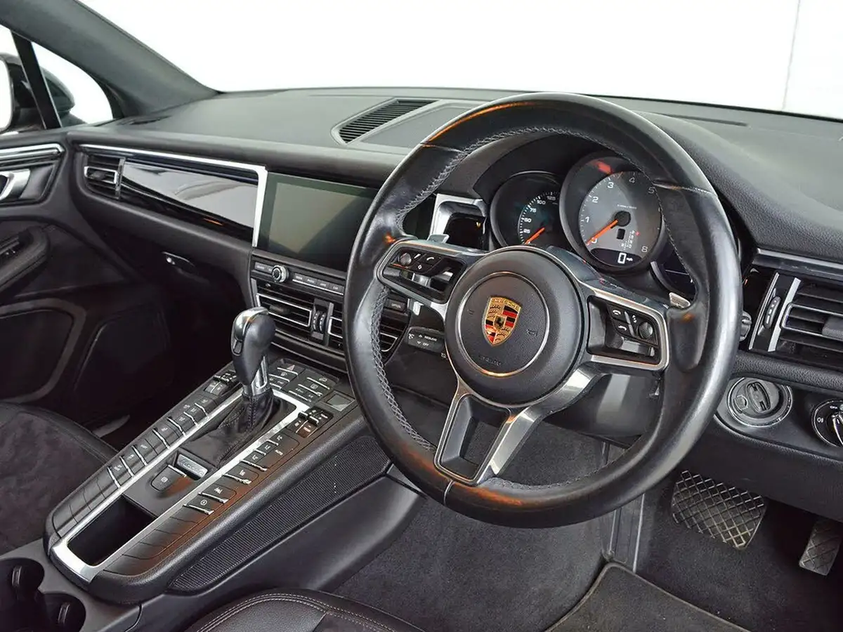 2019-porsche-macan-30-v6-s-big-9