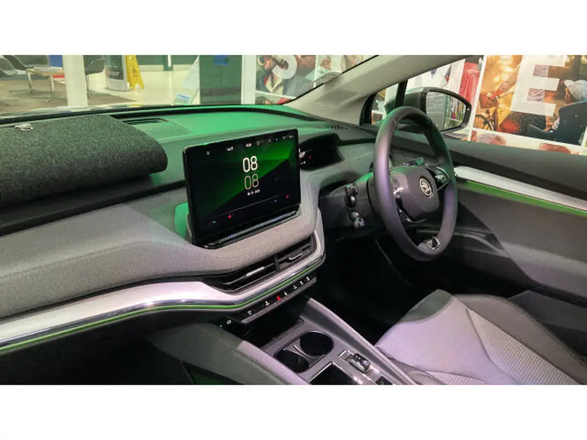 2022-skoda-enyaq-e-60-big-8