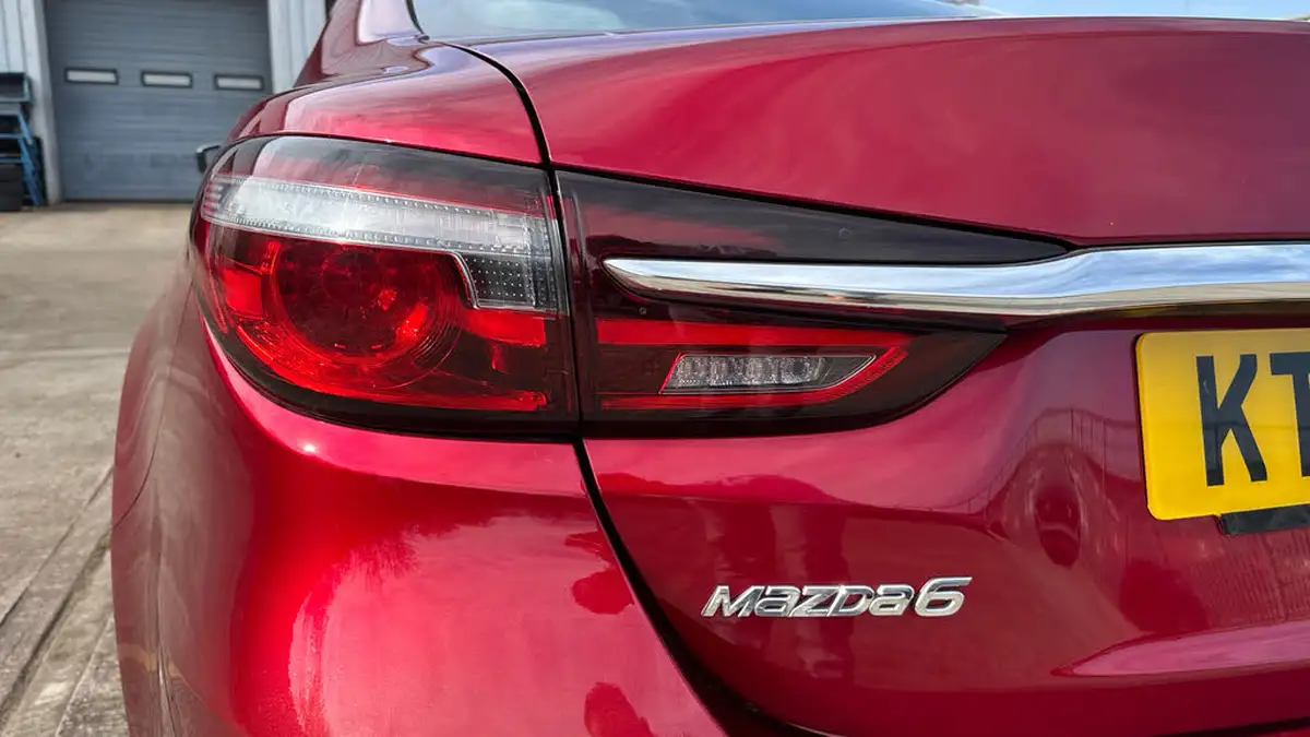 2019-mazda-mazda6-25-skyactiv-g-gt-sport-nav-saloon-4d-big-22