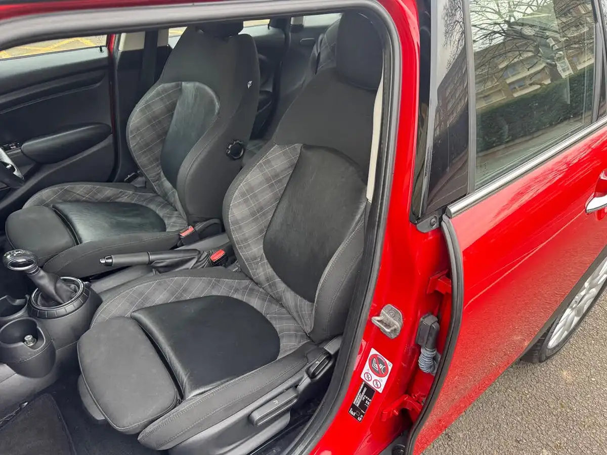 2015-mini-cooper-15-cooper-5d-auto-big-32