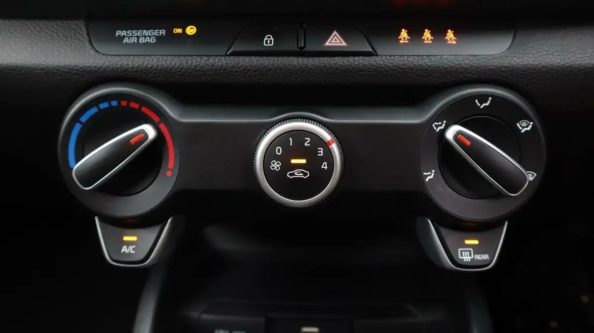 2023-kia-stonic-10-t-gdi-2-99bhp-big-12