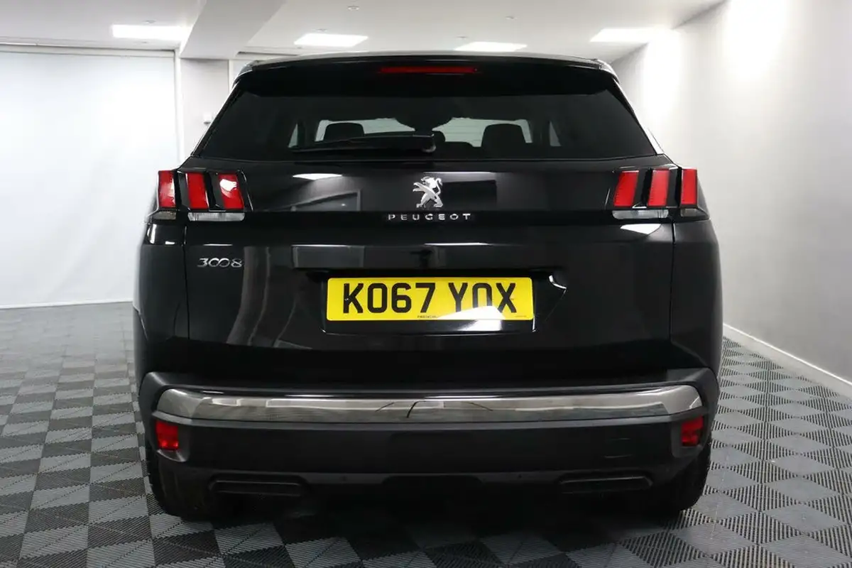 2018-peugeot-3008-suv-12-puretech-active-big-15