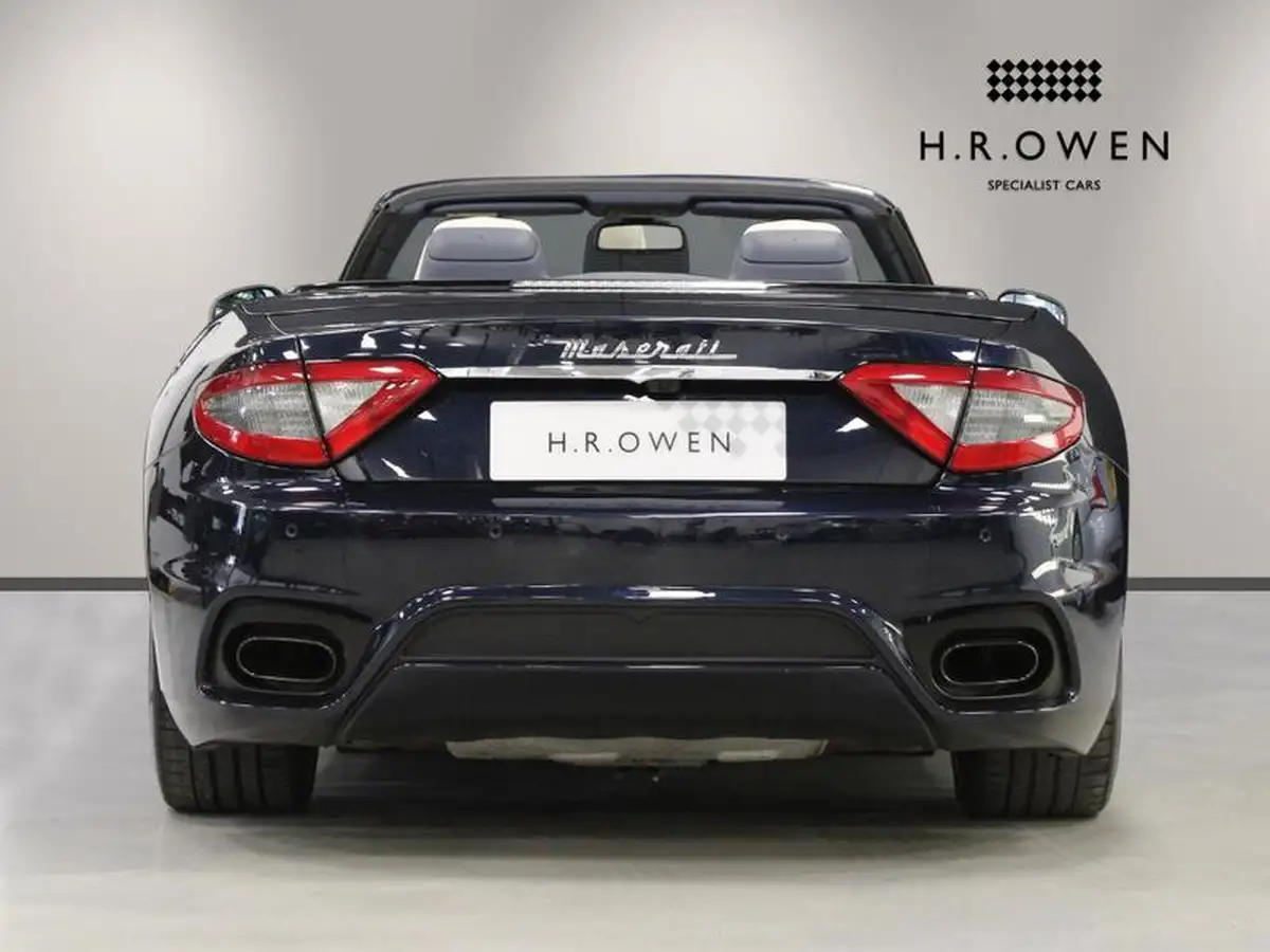 2019-maserati-grancabrio-47-sport-big-10