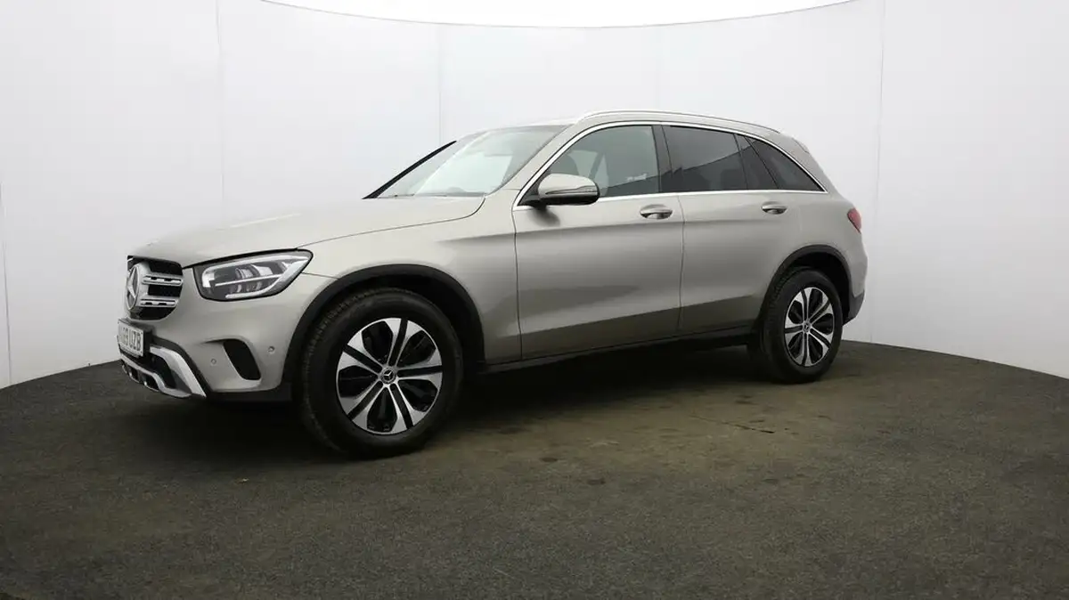 2019-mercedes-benz-glc-class-20d-glc220d-sport-big-27