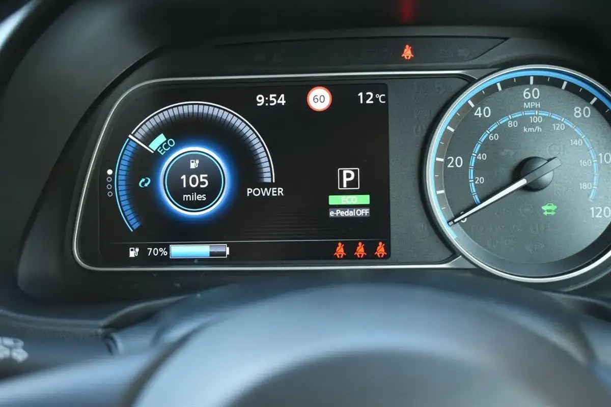 2021-nissan-leaf-e-acenta-big-29