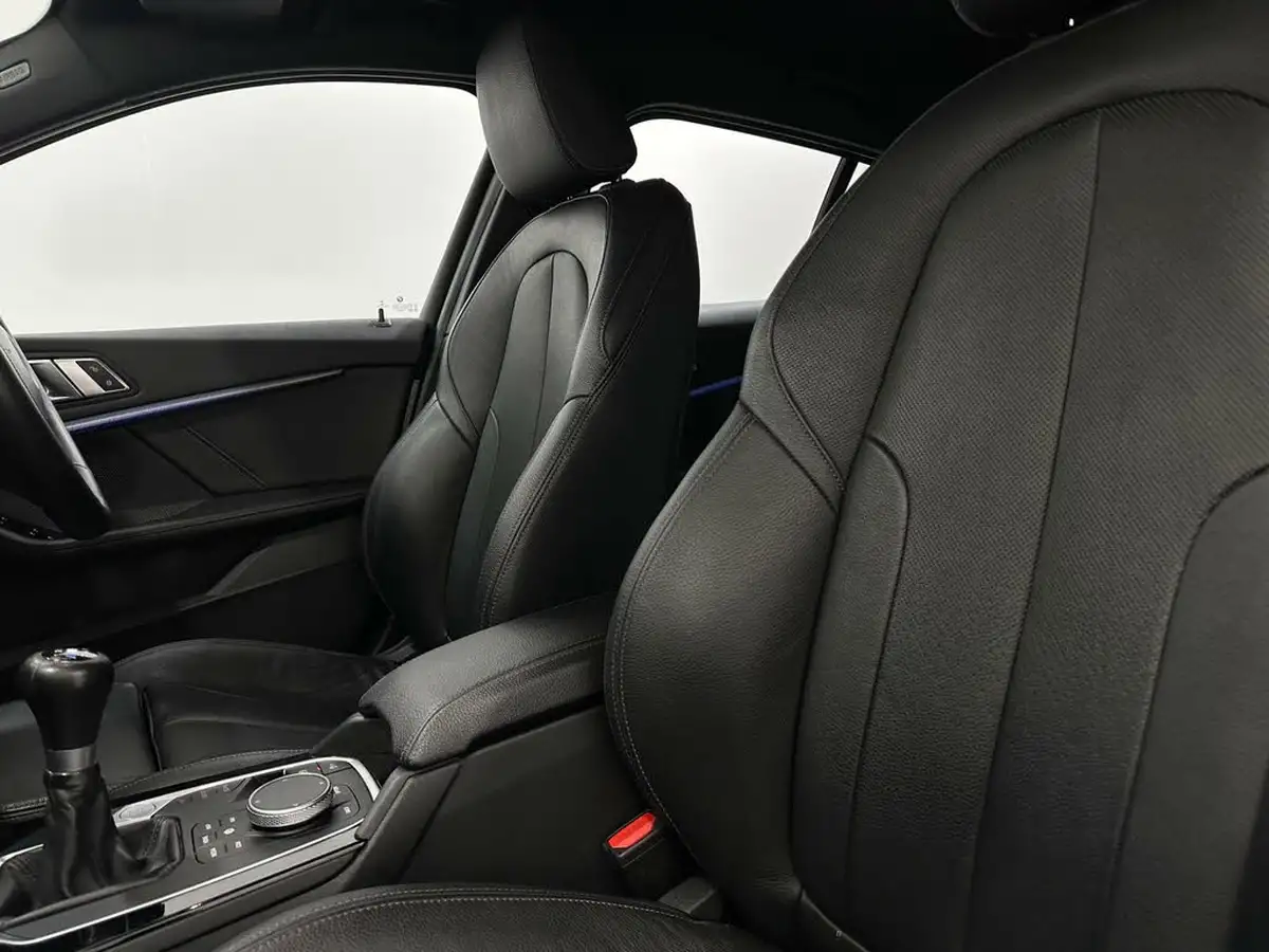 2020-bmw-1-series-20td-118d-m-sport-big-34