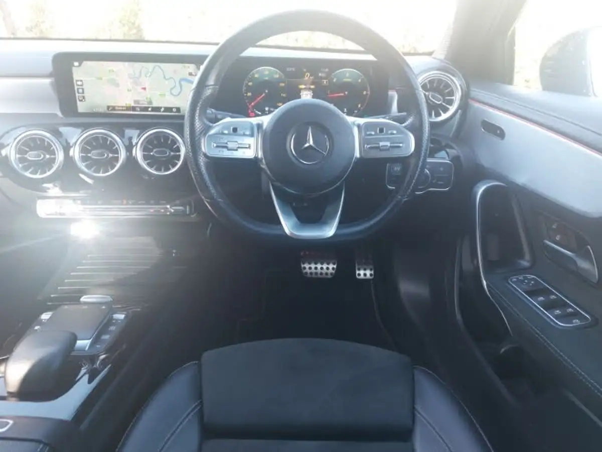 2021-mercedes-benz-a-class-20d-a200d-exclusive-edition-big-6