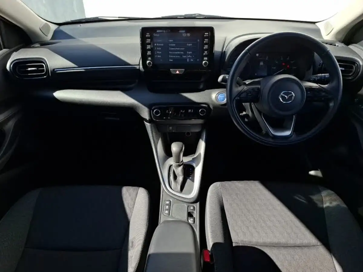 2022-mazda-mazda2-15-agile-big-2