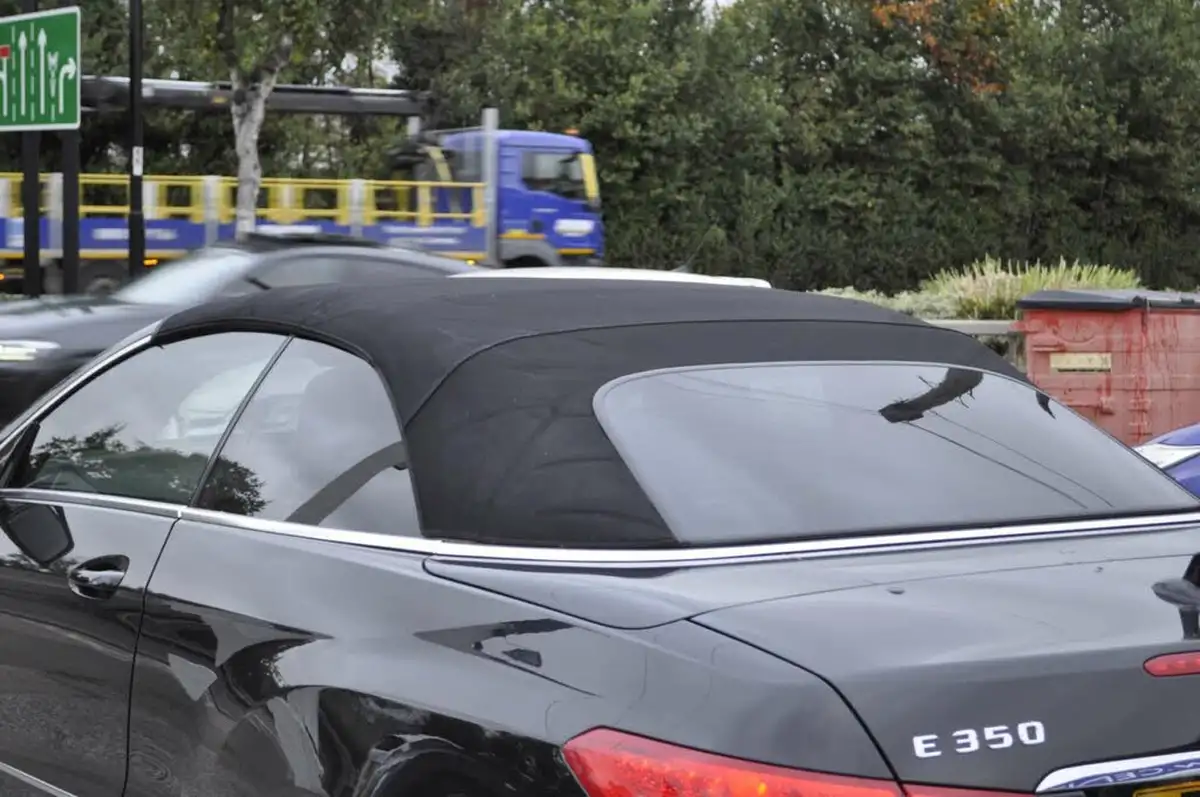2011-mercedes-benz-e-class-30td-e350-cdi-sport-30cdi-231bhp-bluef-cabriolet-auto-big-30