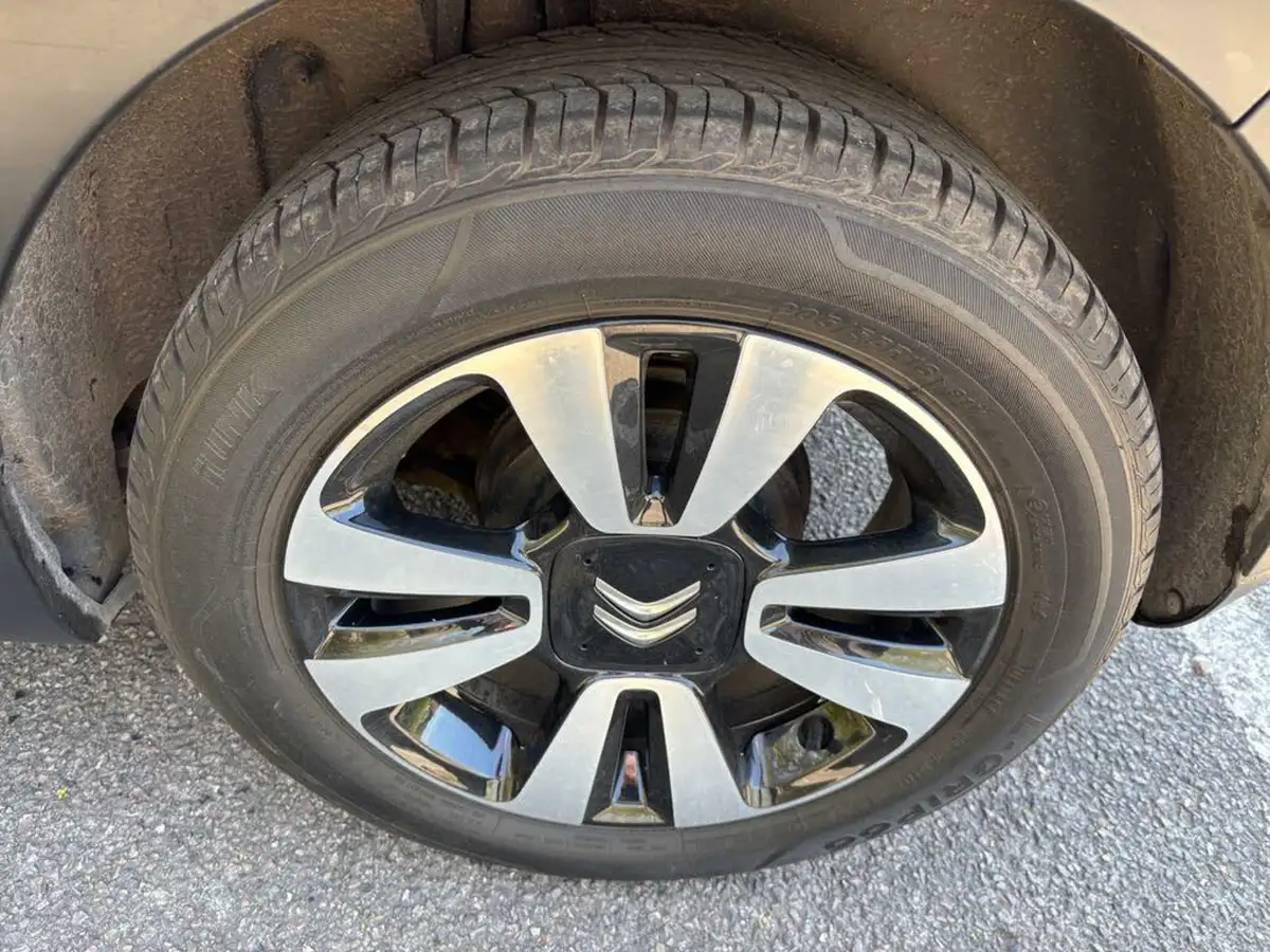 2017-citroen-c3-12-puretech-flair-82ps-big-48