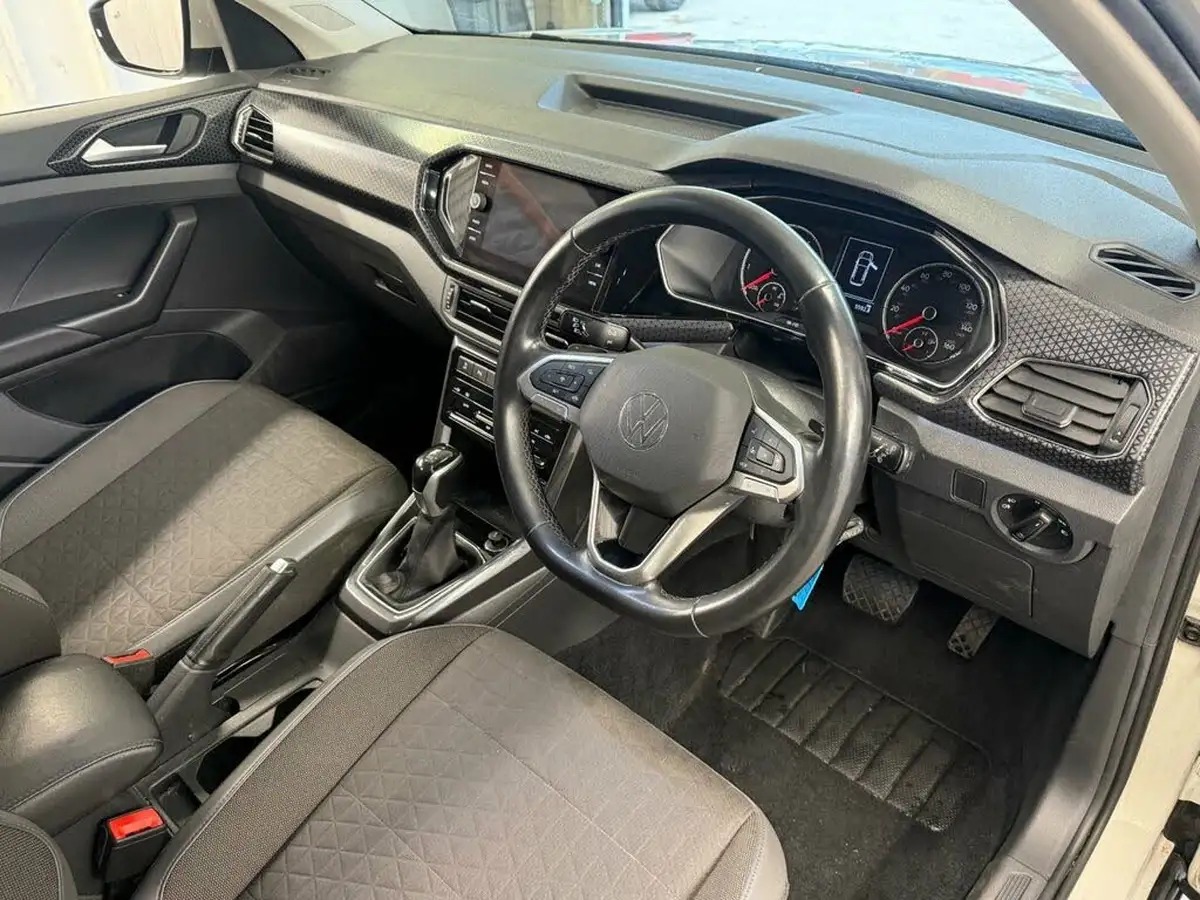 2022-volkswagen-t-cross-10-tsi-sel-dsg-big-1